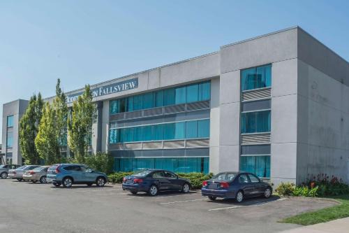 Fallsview Hotel | Rodeway Inn Fallsview