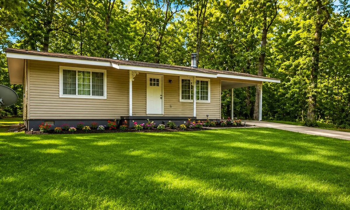 Cherokee Village House | Sask & Relax !