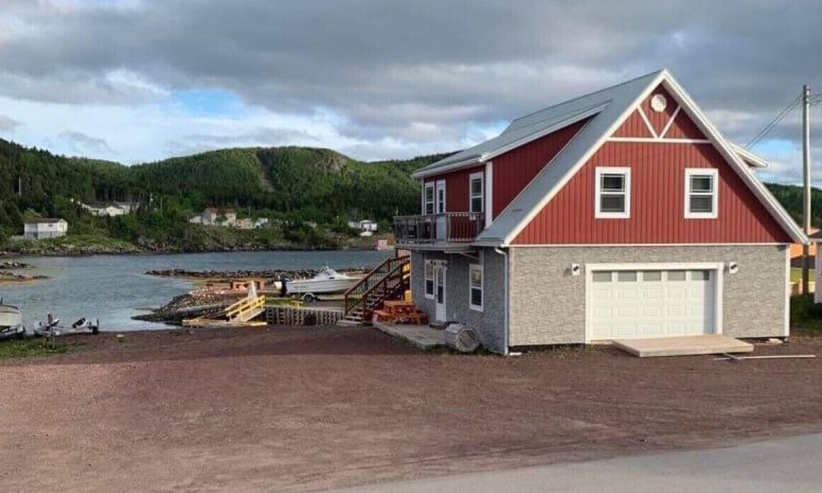 Brighton House | Scenic Harbor Château- Breathtaking sea and harbour views