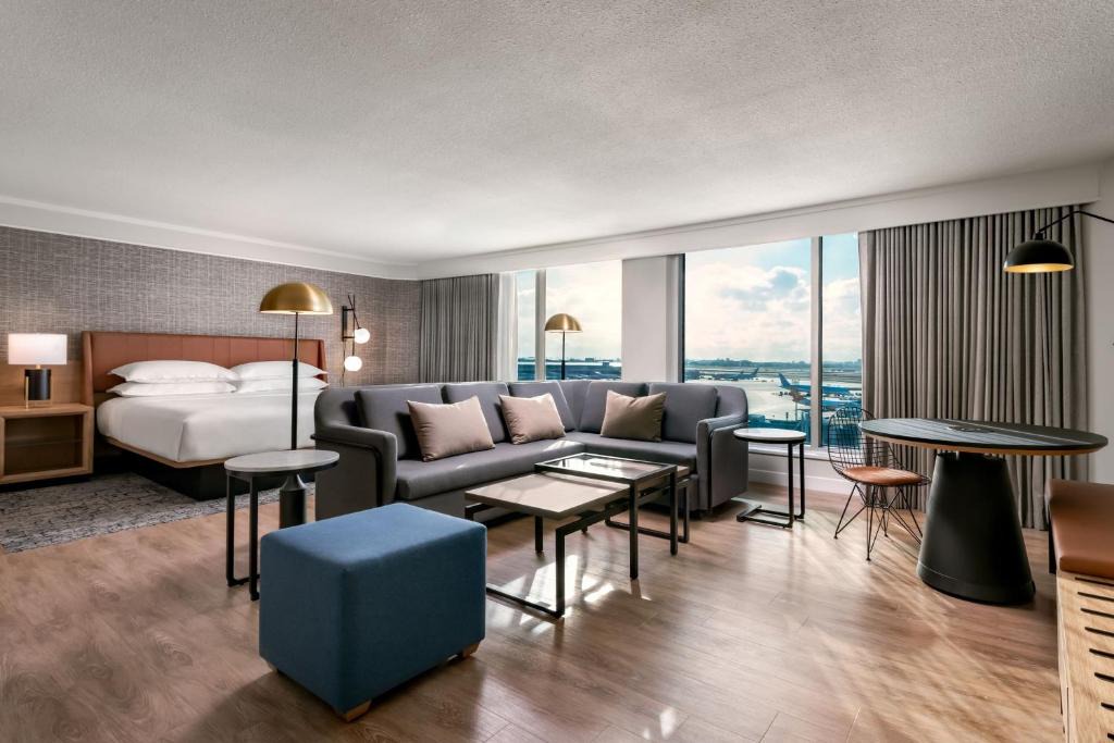 Mississauga Hotel | Sheraton Gateway Hotel in Toronto International Airport
