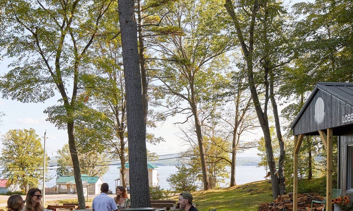 Calabogie Hotel | Somewhere Inn Calabogie