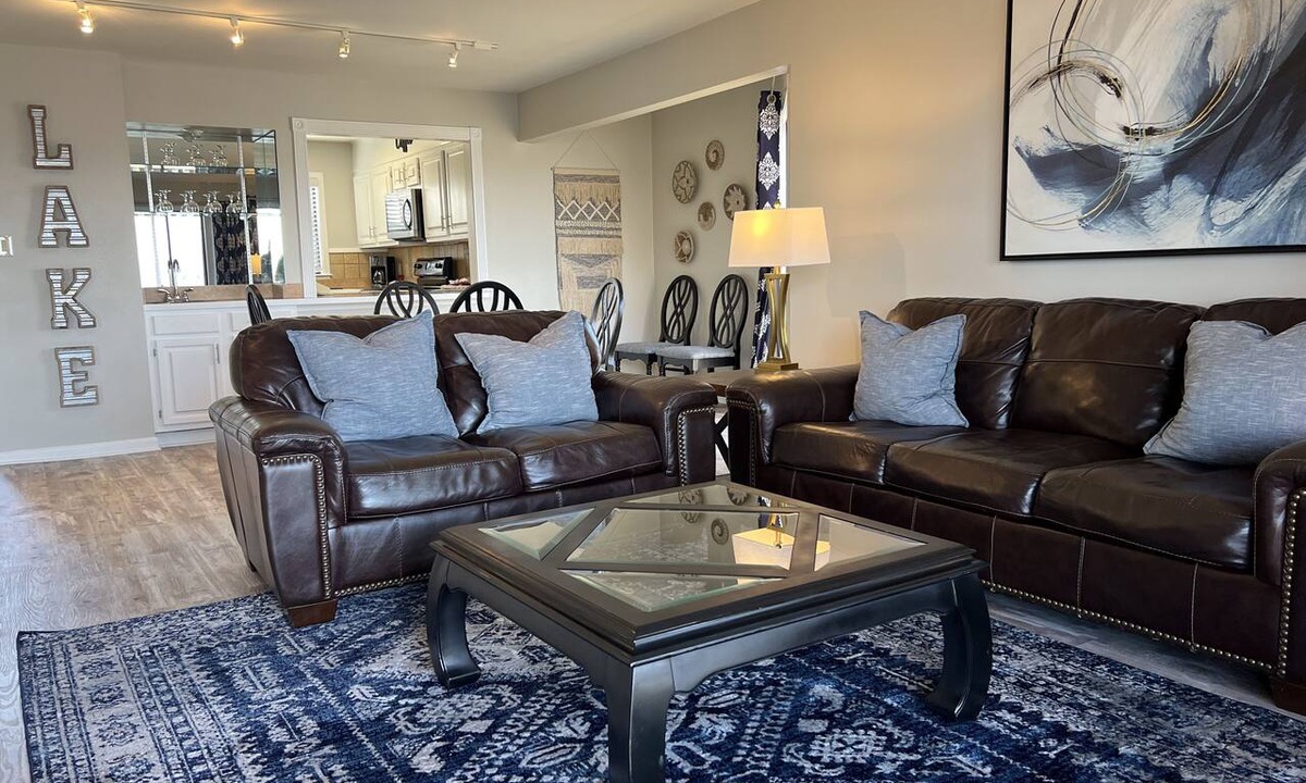 Lake Hamilton Condo | South Shore 2 Bdrm/Mini-golf, Pickleball, Tennis, Hot tub, Gameroom & More!