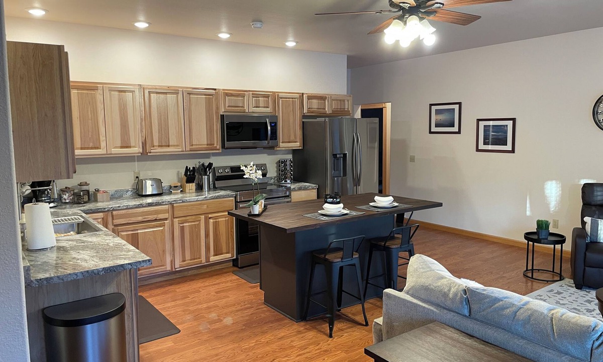 Rabbit Creek Apartment | Southside 2-bedroom guest suite, ground level with private entrance