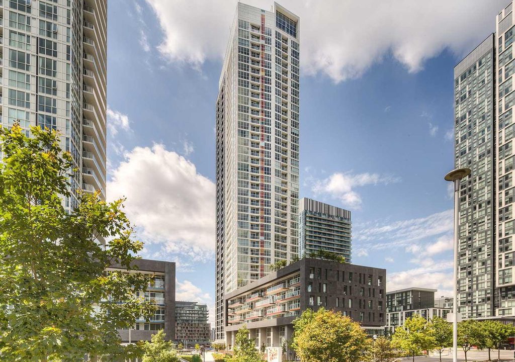 CityPlace Condo | Spacious 2BD Condo w/ ☆100 WALKSCORE☆ DT Toronto