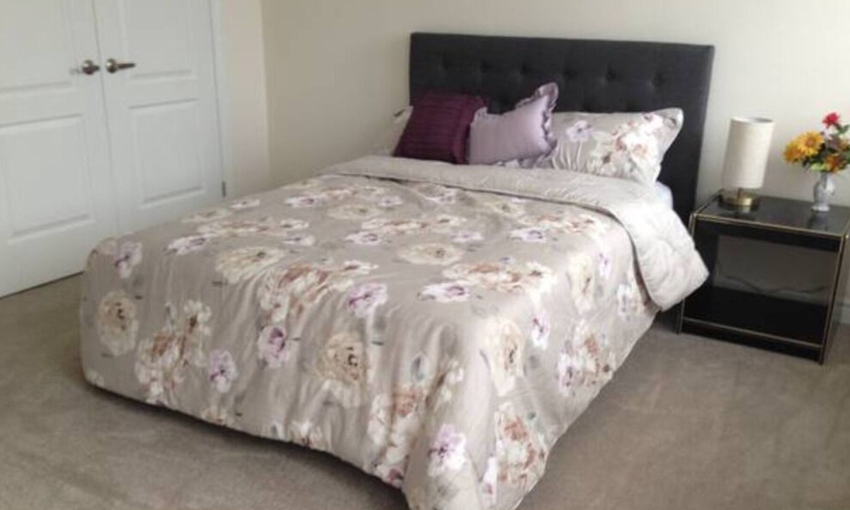 Markham House | Spacious Clean 3-bedroom Vacation Family Home in Markham