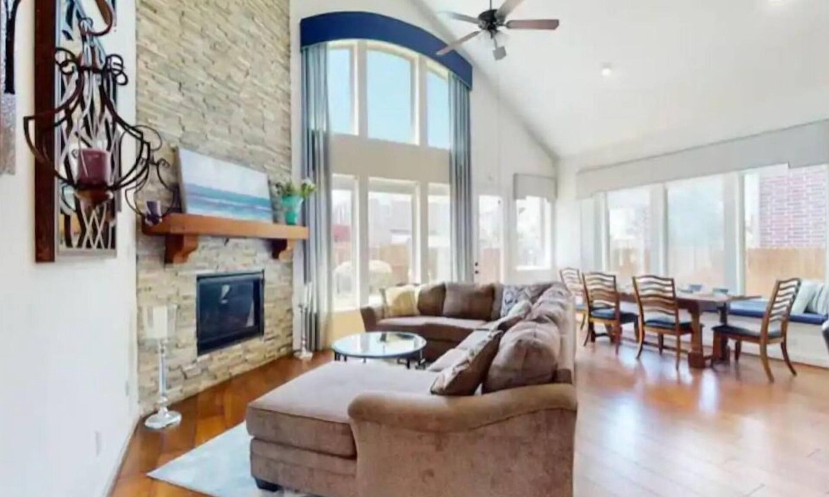 Little Elm House | Spacious Luxury home near PGA!n