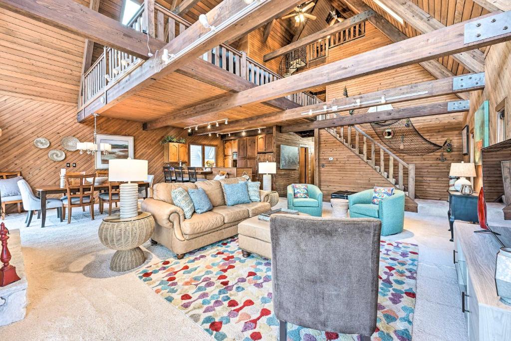 Syracuse House | Spacious Syracuse Getaway w/Waterfront Deck!