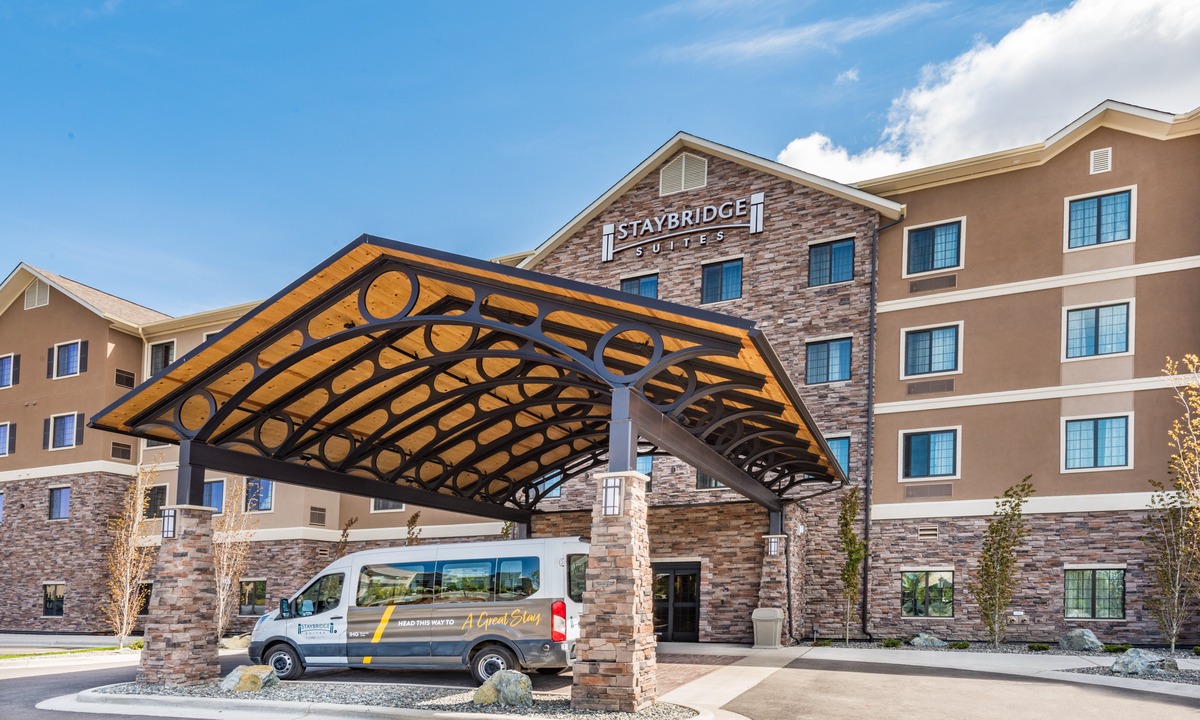 Midtown Anchorage Hotel | Staybridge Suites Anchorage, an Ihg Hotel