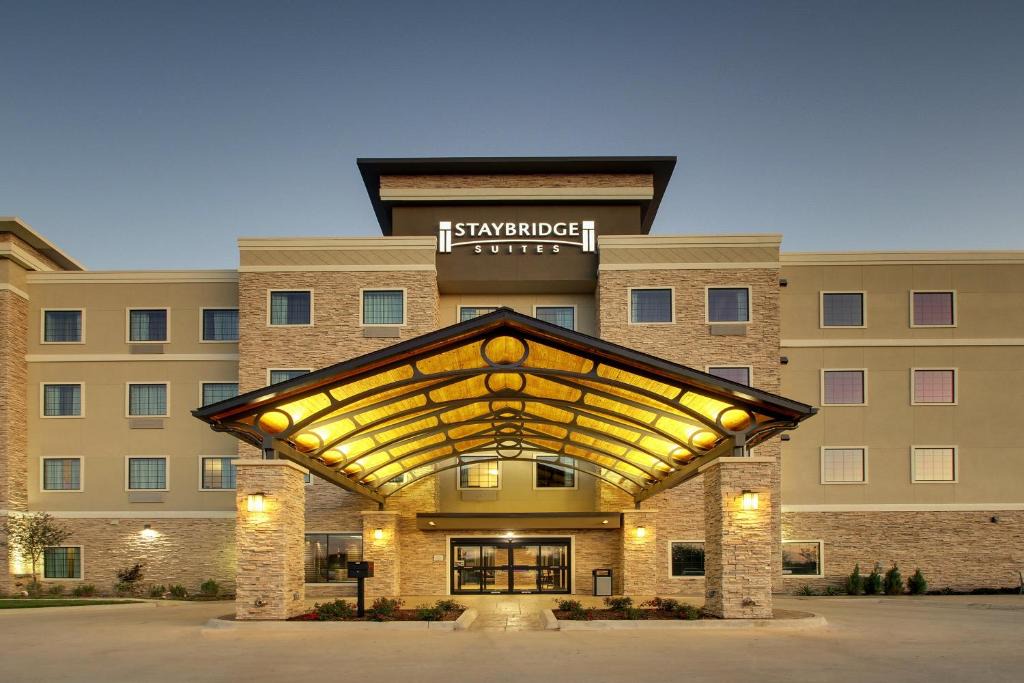 The Colony Hotel | Staybridge Suites Plano - The Colony by IHG