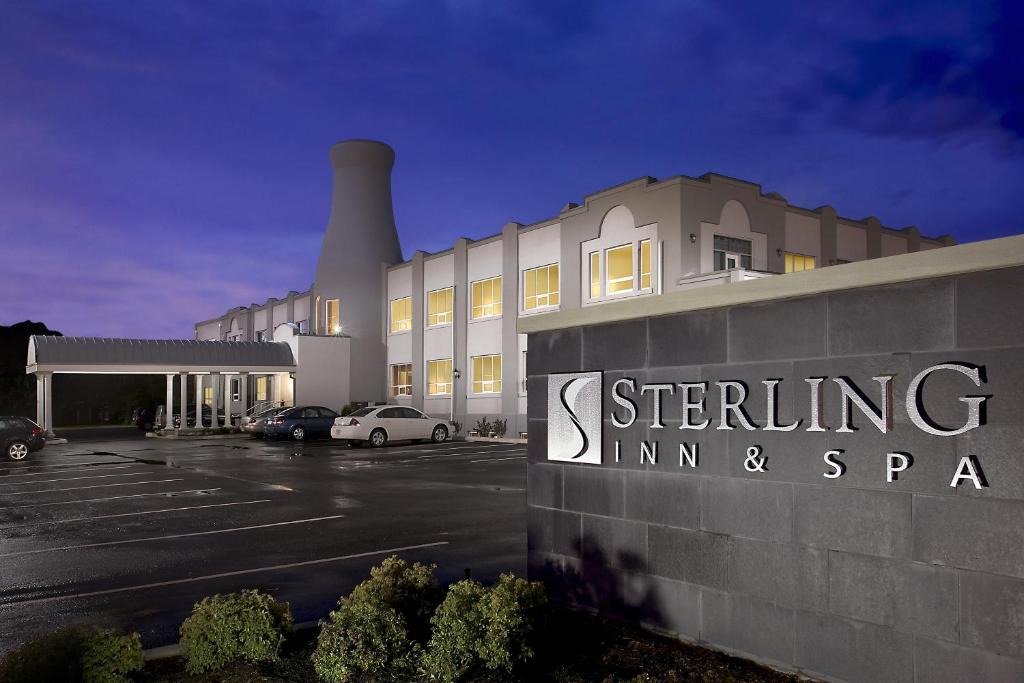 Niagara Falls Hotel | Sterling Inn & Spa