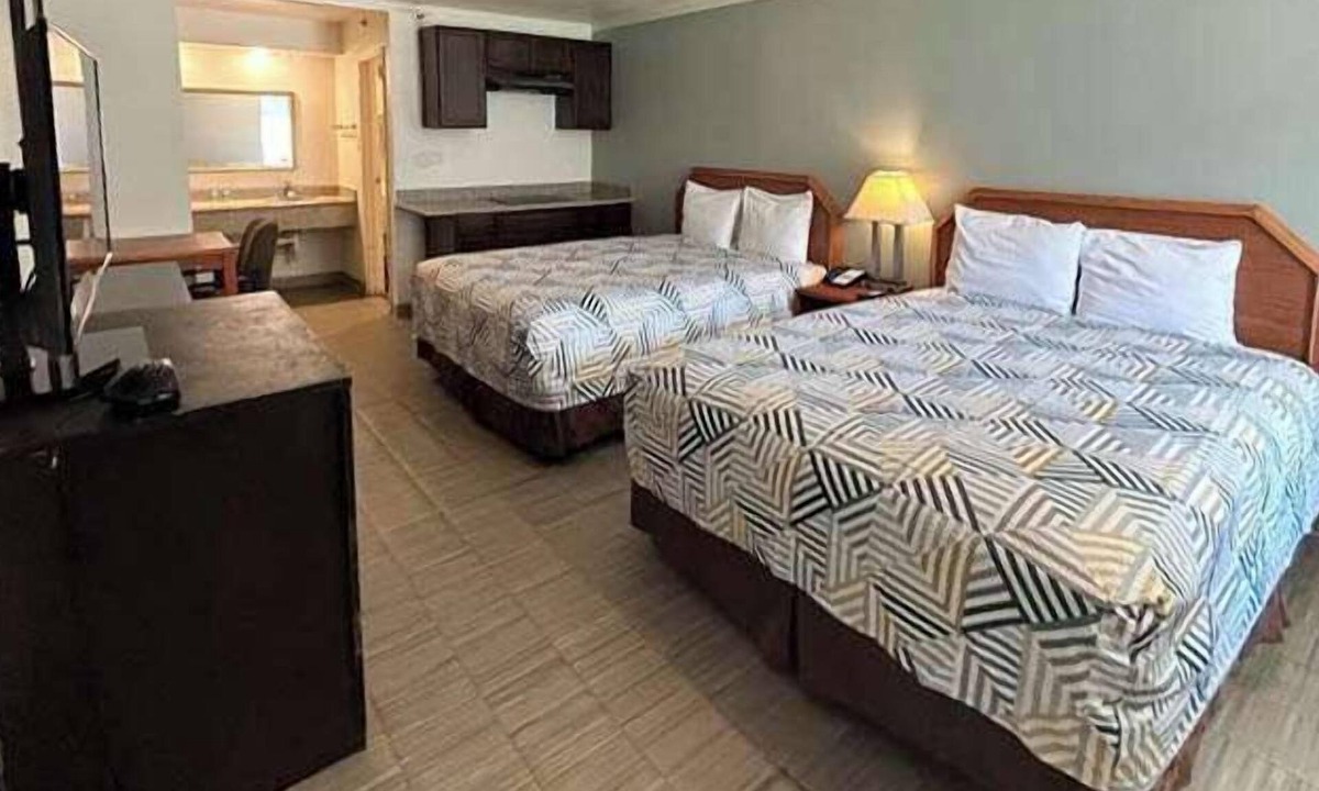 West Meadowbrook Hotel | Studio 6 Fort Worth, TX – Downtown East