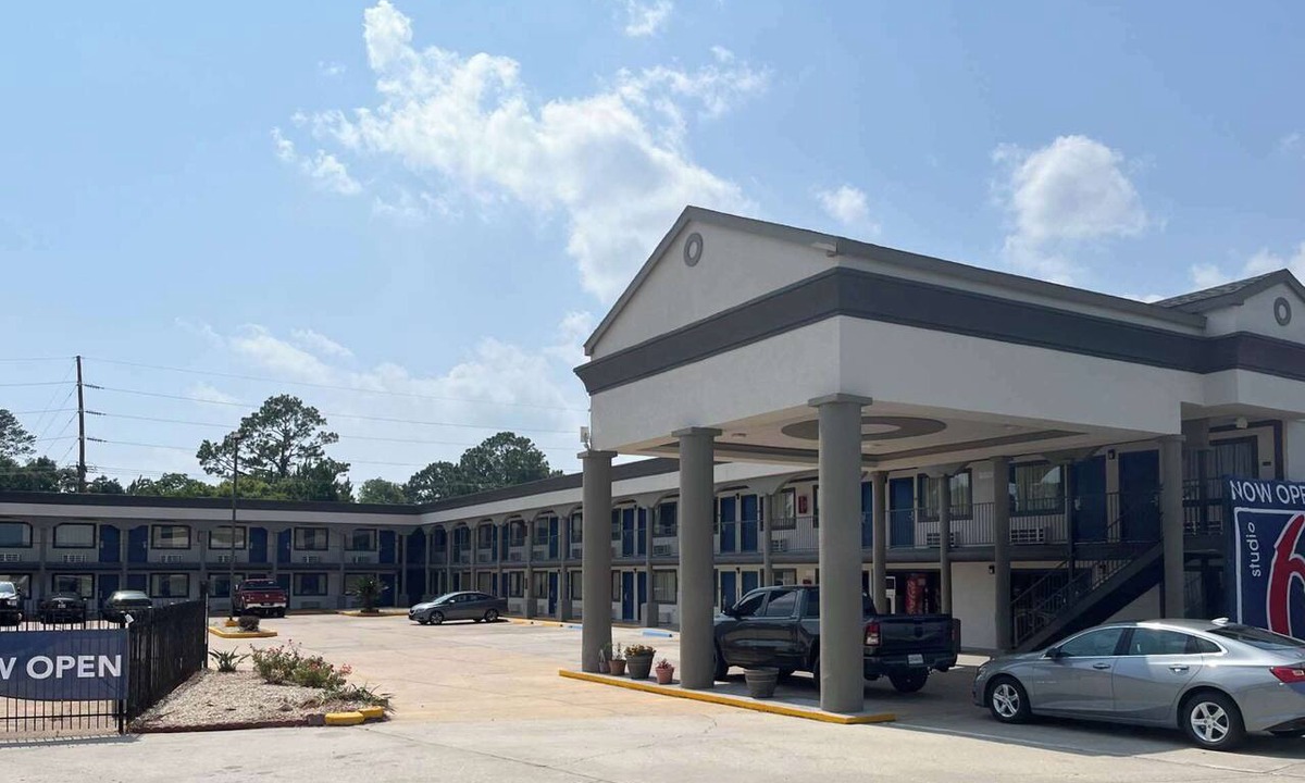 Opelousas Hotel | Studio 6 Suites Opelousas, LA