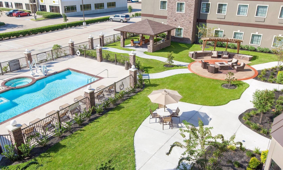 Spring Branch West Apartment | Studio Suite in Houston's Energy Corridor | Free Breakfast + 24h Business Center