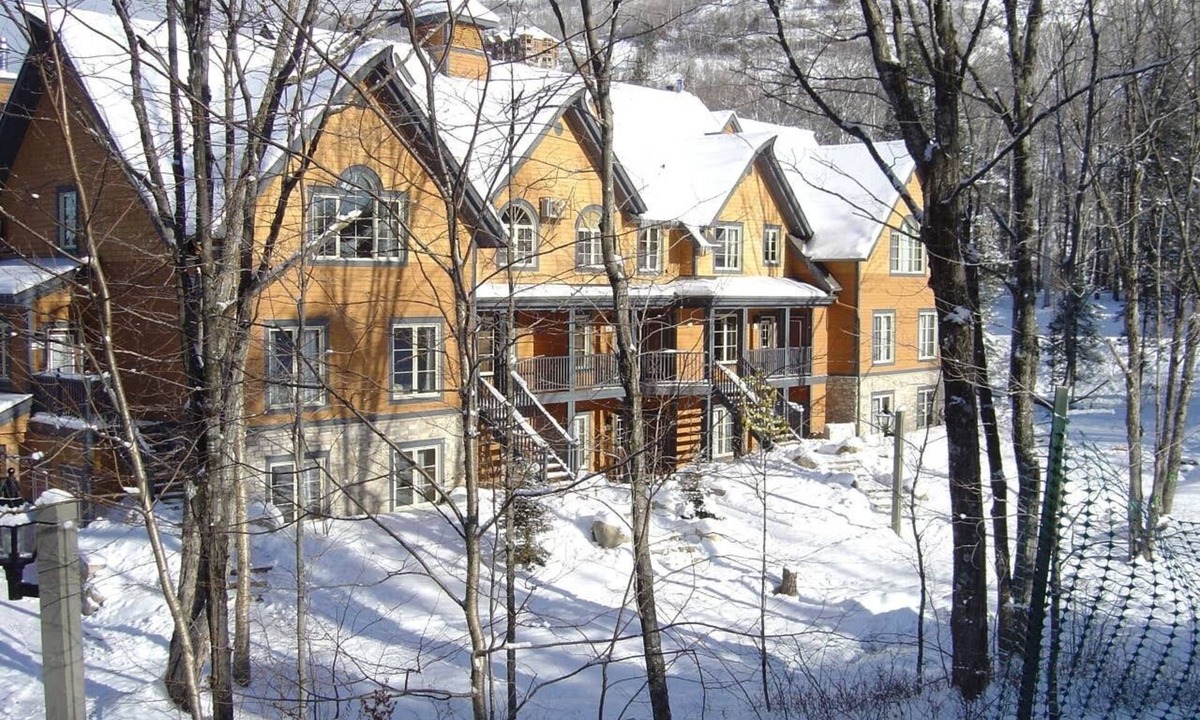 Mont-Tremblant Condo | Stunning 2 bed Condo in Les Manoirs, Mont-Tremblant