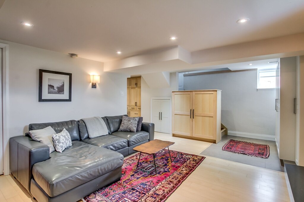 Riverdale Apartment | Stylish Riverdale 1-Bedroom Facing Withrow Park- $1875/mo, 5-month minimum