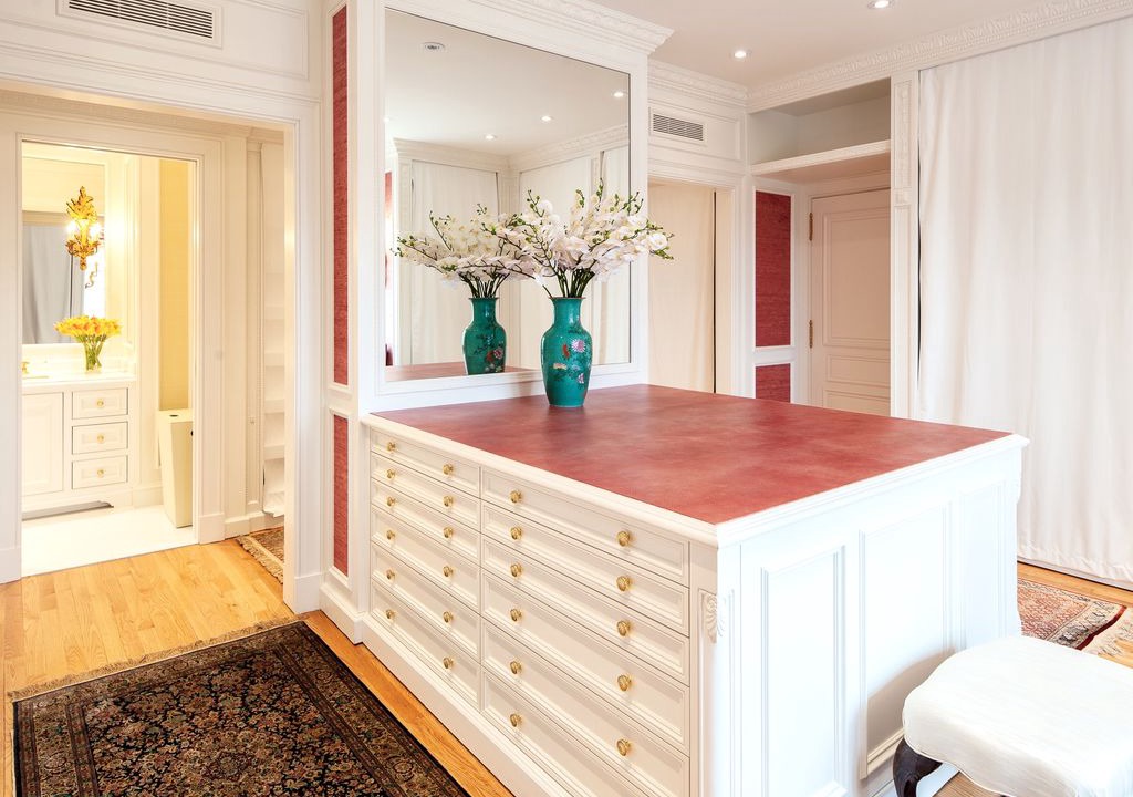 Westmount House | Sumptuous iconic stone residence in Westmount