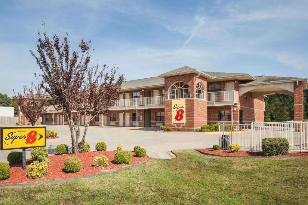 Cabot Hotel | Super 8 by Wyndham Cabot
