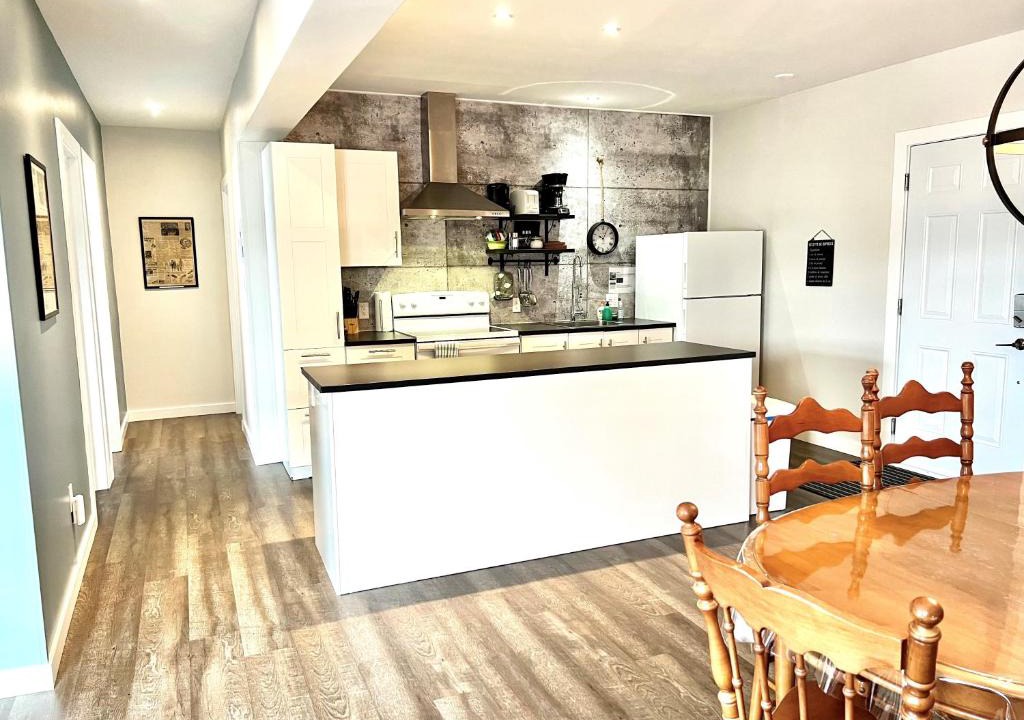 Sutton Apartment | Sutton - Condo Au Coeur du Village