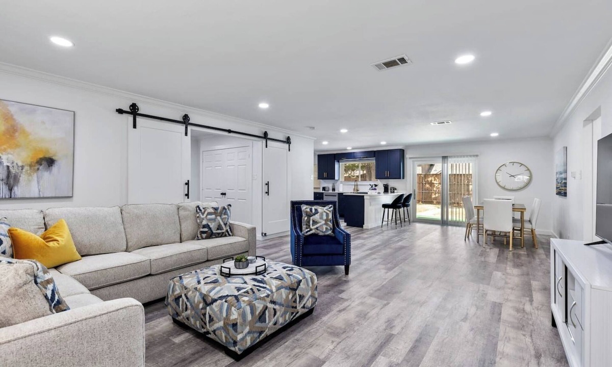 Grapevine House | TCH - Cozy 3bd/2ba home in Grapevine w/Workspace