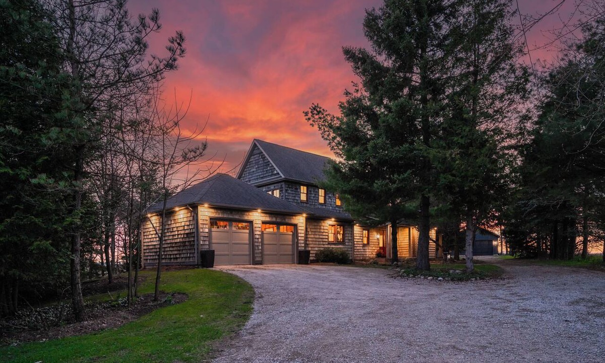 Centre Wellington House | The Fields at Elora. A unique property, set apart.