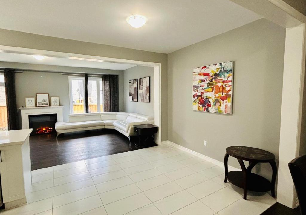 Brampton House | The Grand Maple Residence