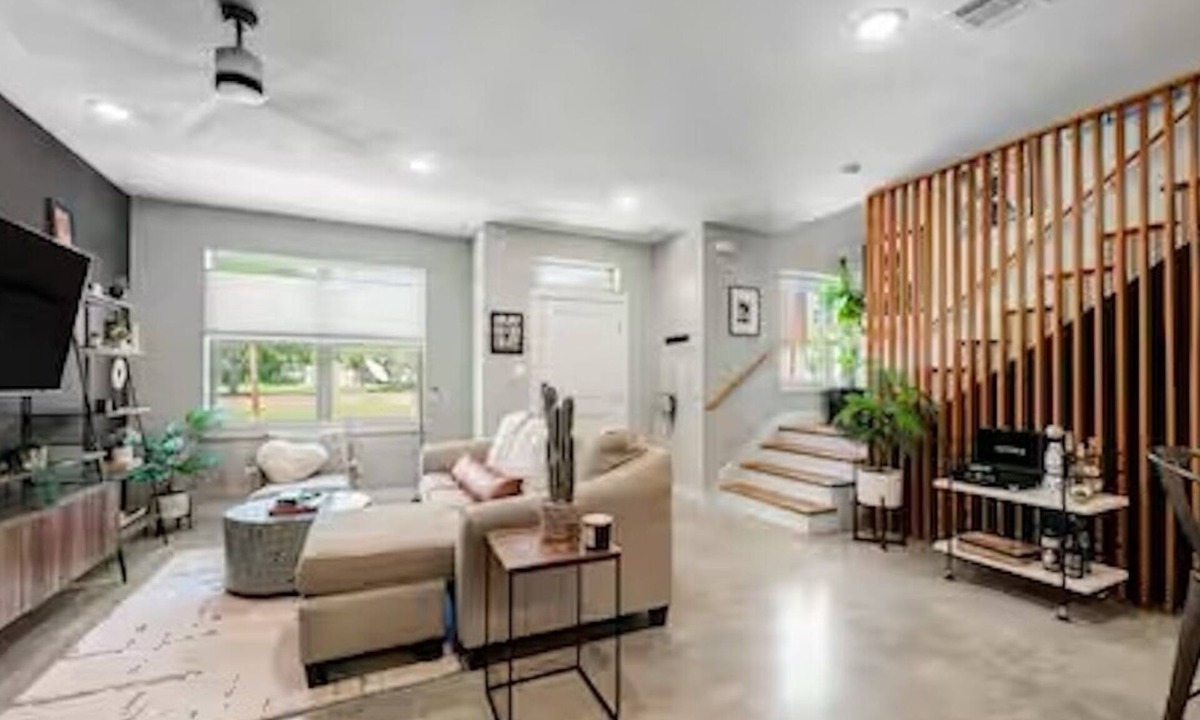 Downtown Condo | The Hard Rock Condo!