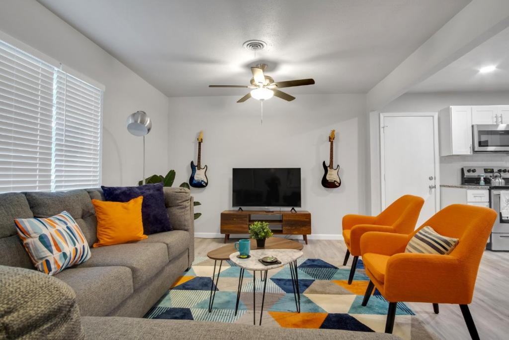 Haltom City House | The Harmony Designer Home in Central DFW home