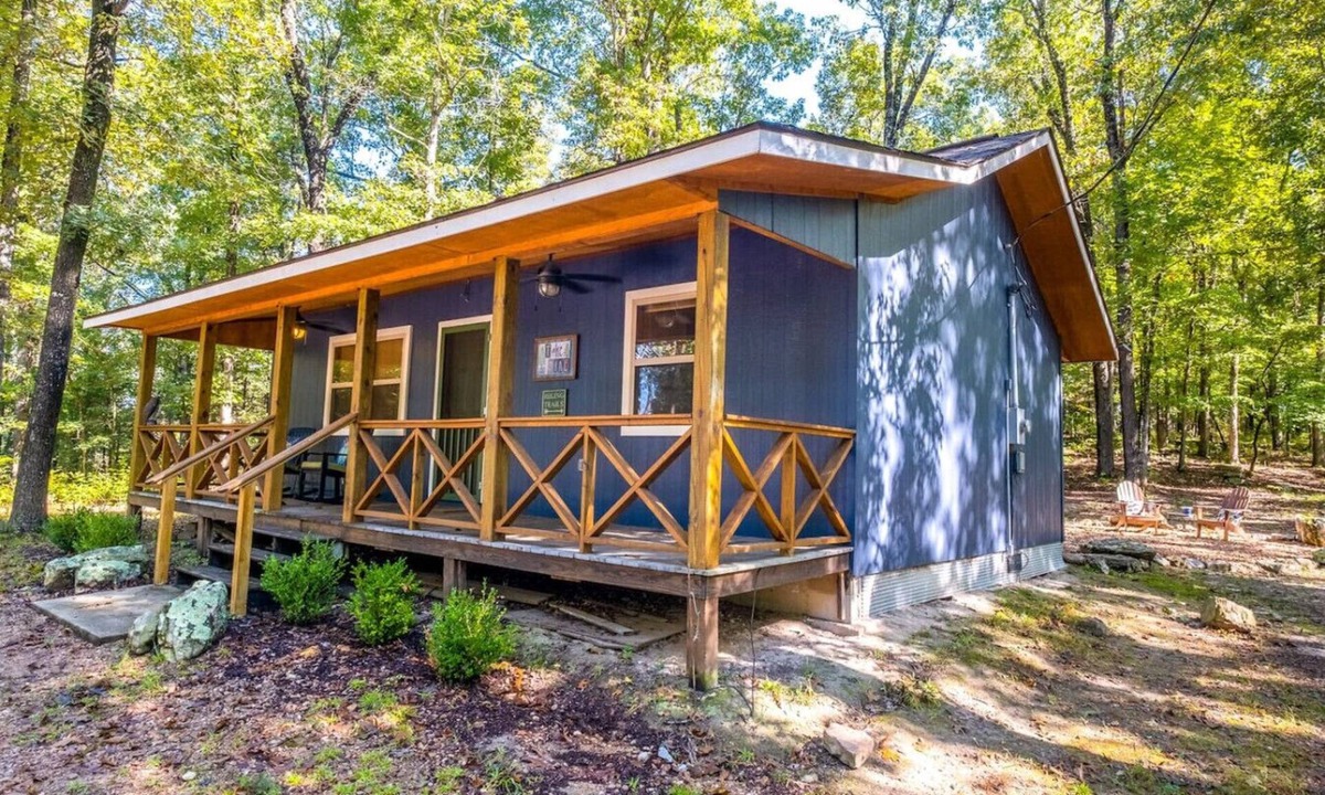 Boswell Cabin | The Hiker Hut ~ Private Hideaway with Direct Trail