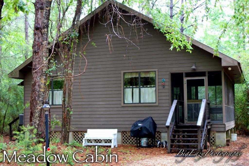 Folsom Bed & Breakfast | The Meadow Cabin
