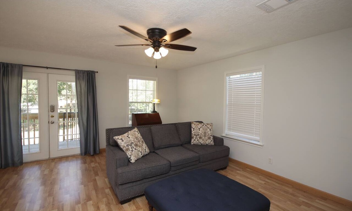 Spring Apartment | The Perch- 1 Bedroom garage apartment-2nd floor