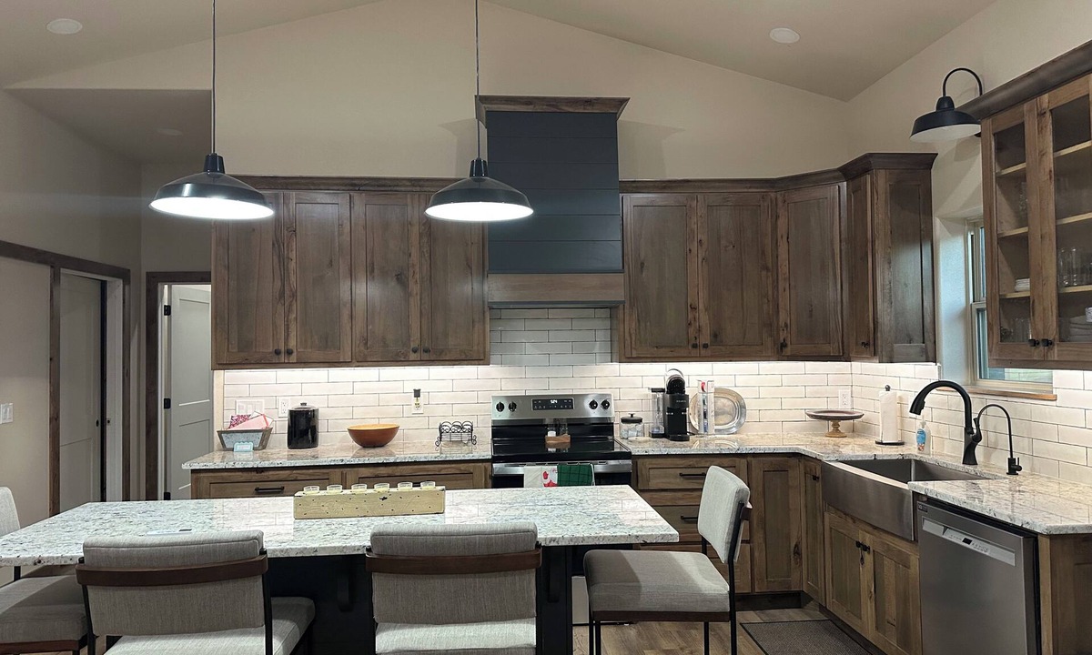 Tahlequah Apartment | The perfect, quiet hideaway! Spacious 1-bedroom with all the amenities of home.
