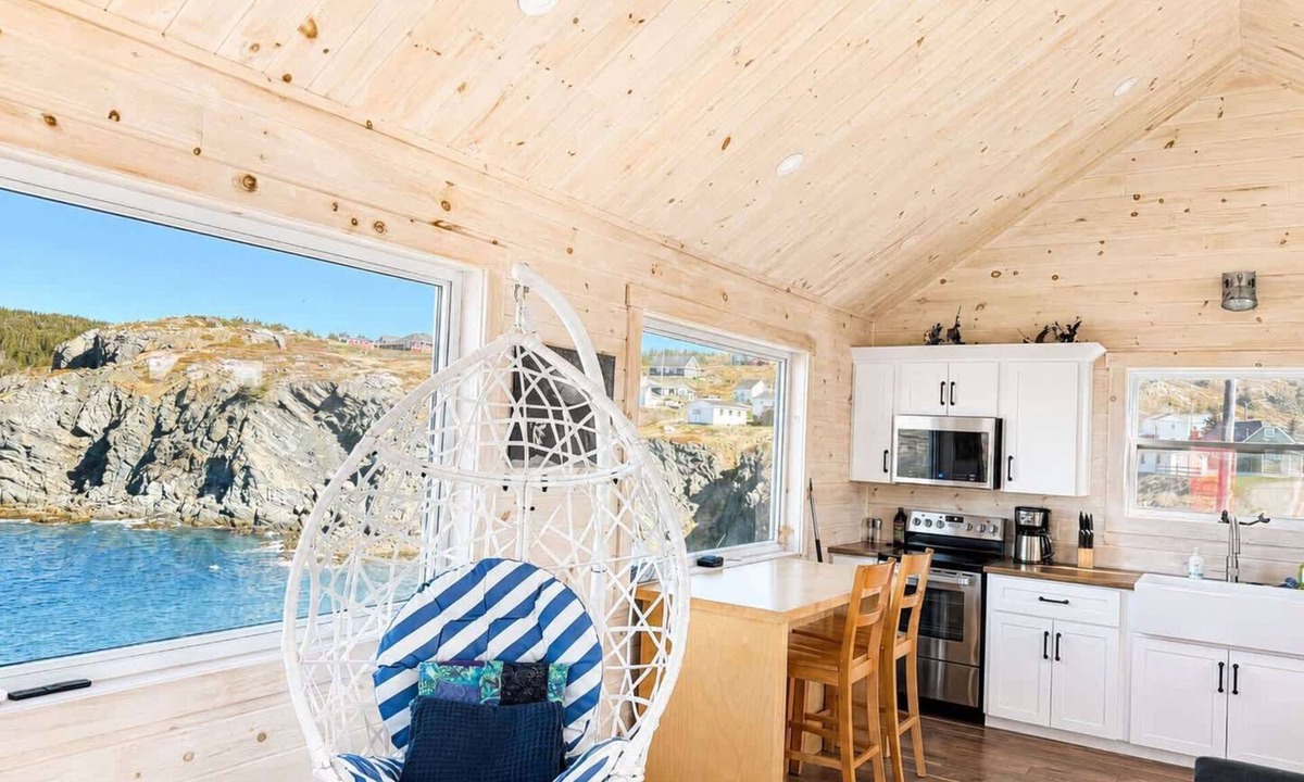 Crow Head House | The Pixie, Twillingate