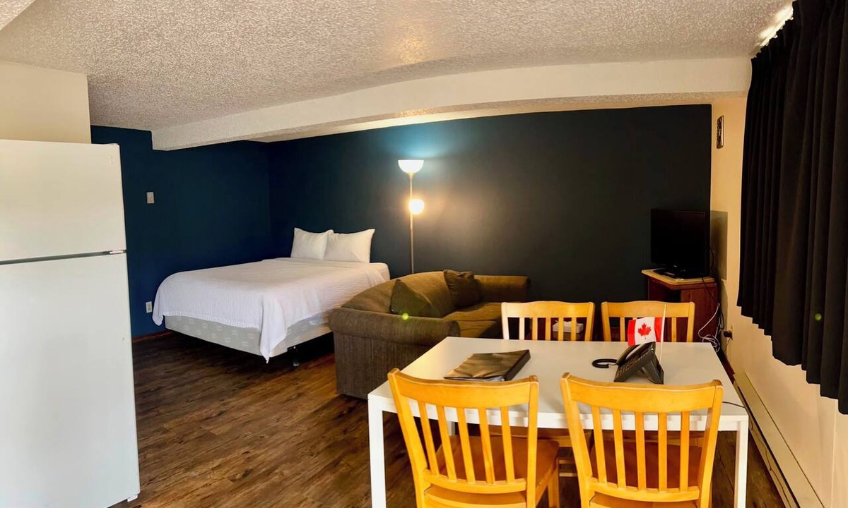 Schreiber Hotel | The Voy