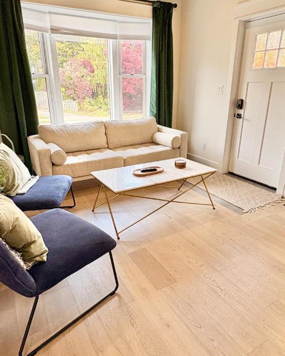 Kitchener Apartment | The Walnut on Victoria Park - 2 Bed 1 Bath