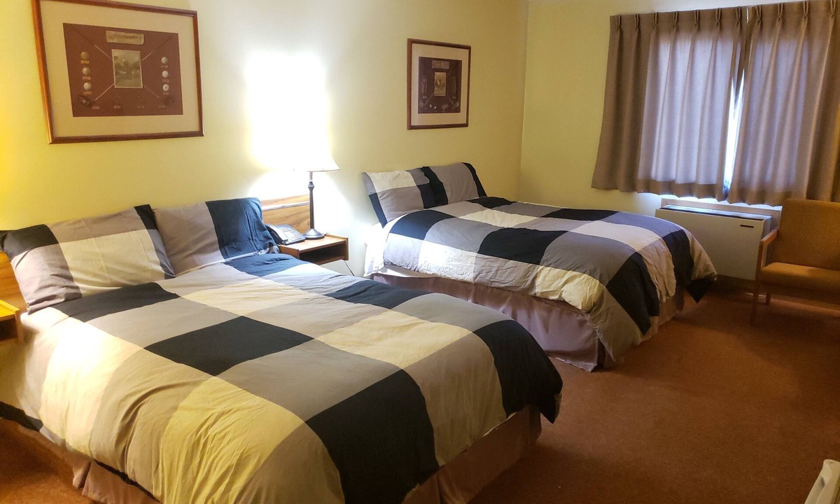 Estevan Hotel | Tower Inn
