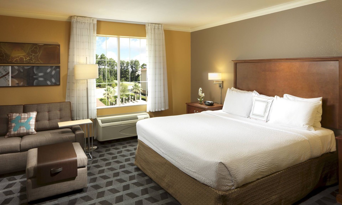 Houston Hotel | TownePlace Suites by Marriott Houston Intercontinental Arpt