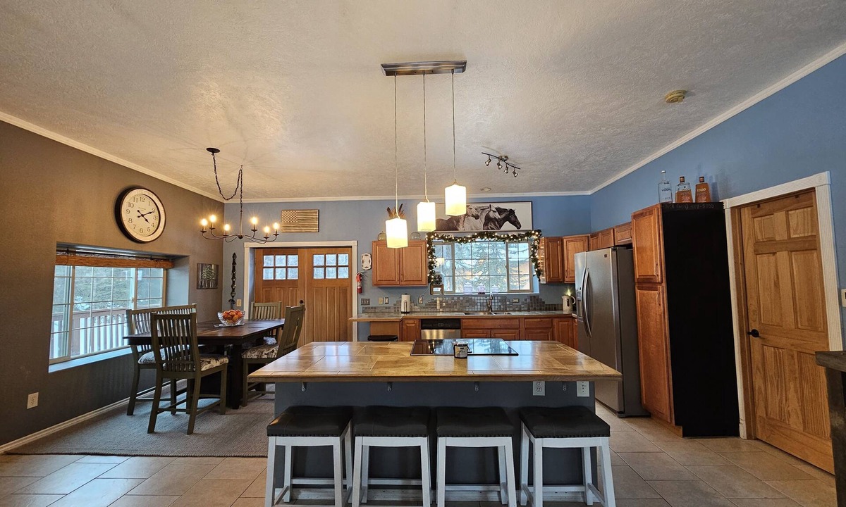 Kalifornsky House | Tranquil Kenai Block Home.