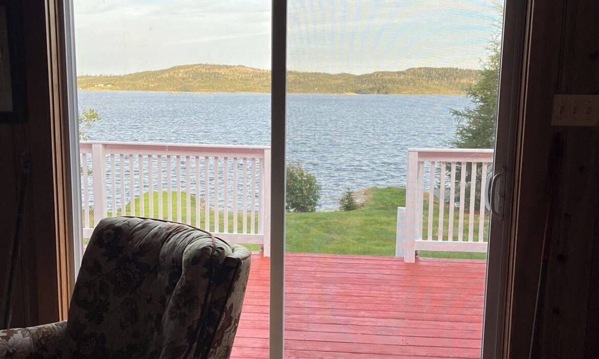 Brigus Junction Cabin | Tranquility on the Pond