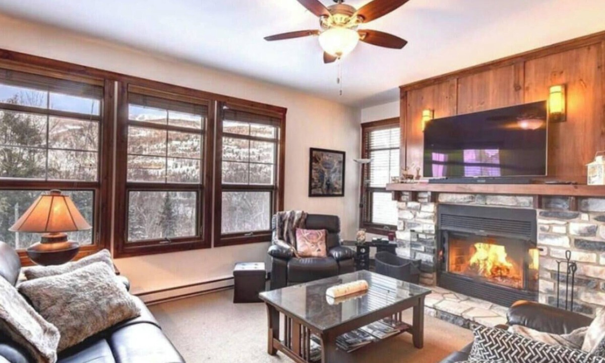 Tremblant-Les-Eaux Apartment | Tremblant-Les-Eaux 209-2