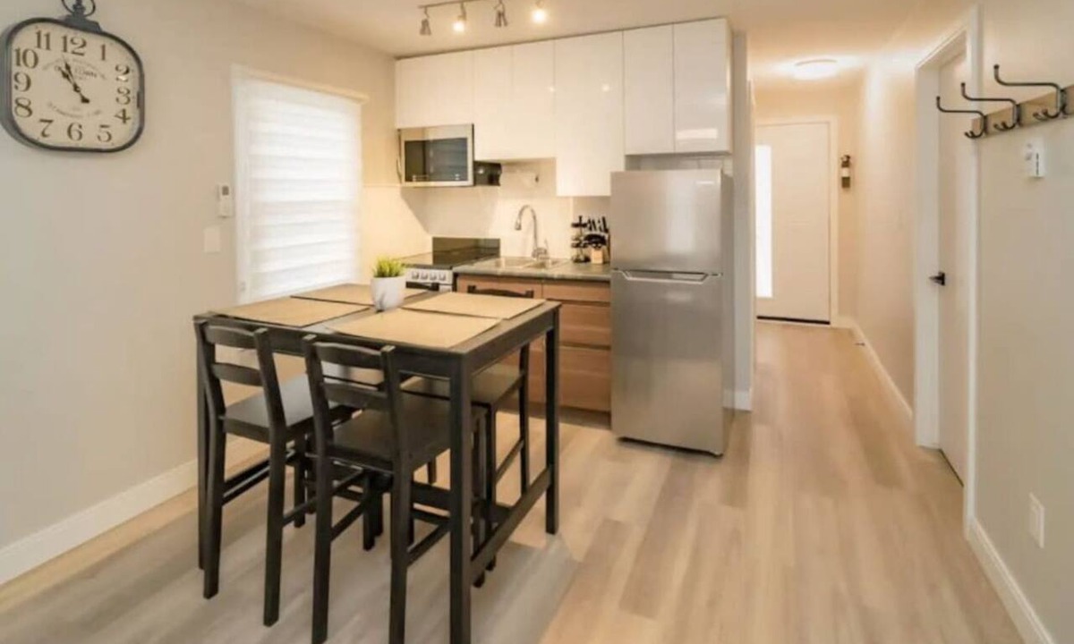 Niagara Falls Apartment | Up and Classy Canadian Suite - Near Attractions