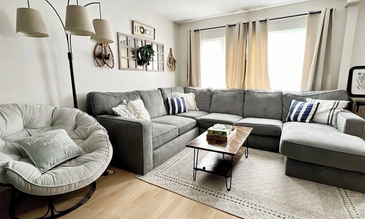 Tudor Area Apartment | Upper Grape, Midtown Home 2bed&1bath