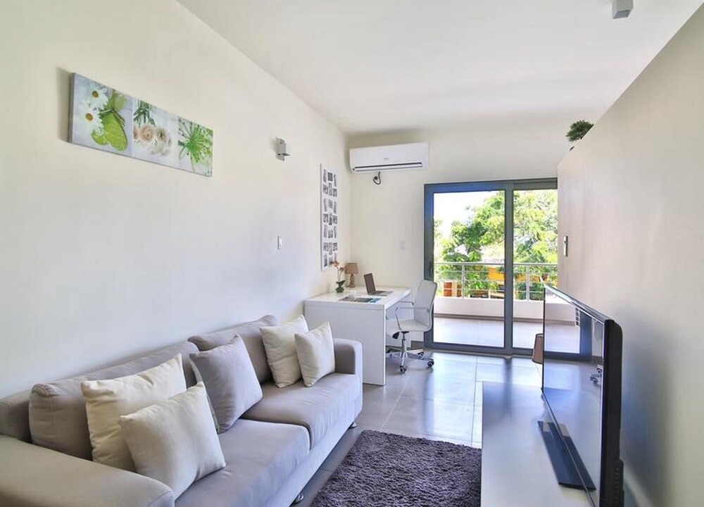 Rigaud House | Very nice apartment ideally located between Ottawa and Montreal