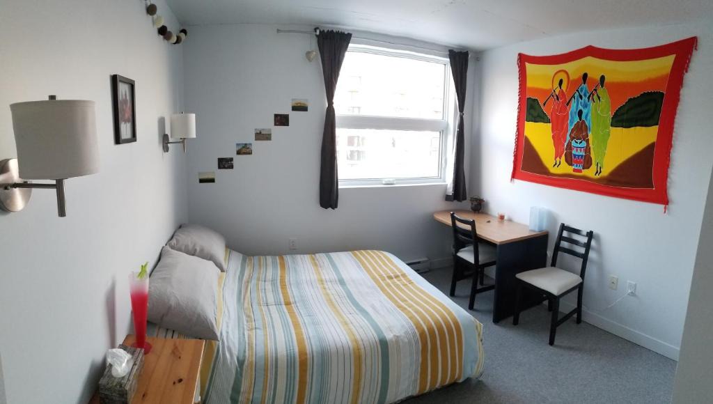 Griffintown House | Very nice, clean and quiet double room next to downtown