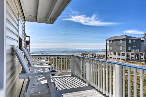 Surfside Beach House | Walk to Shore & Eats: Surfside Beach House