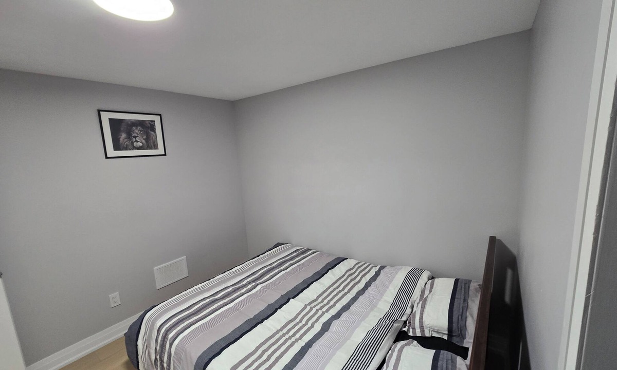 Niagara Falls Apartment | Walk to the Falls! 2BR Modern Home Base + Free Parking & Laundry