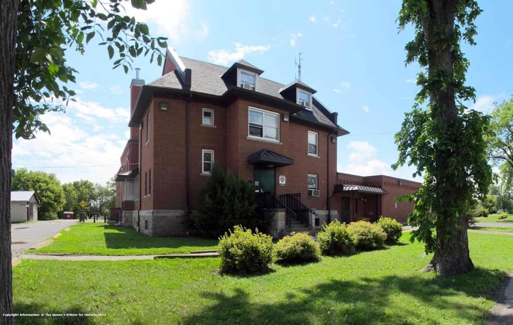 Algoma District House | Wardens Quarters: 2 Bedroom Apt