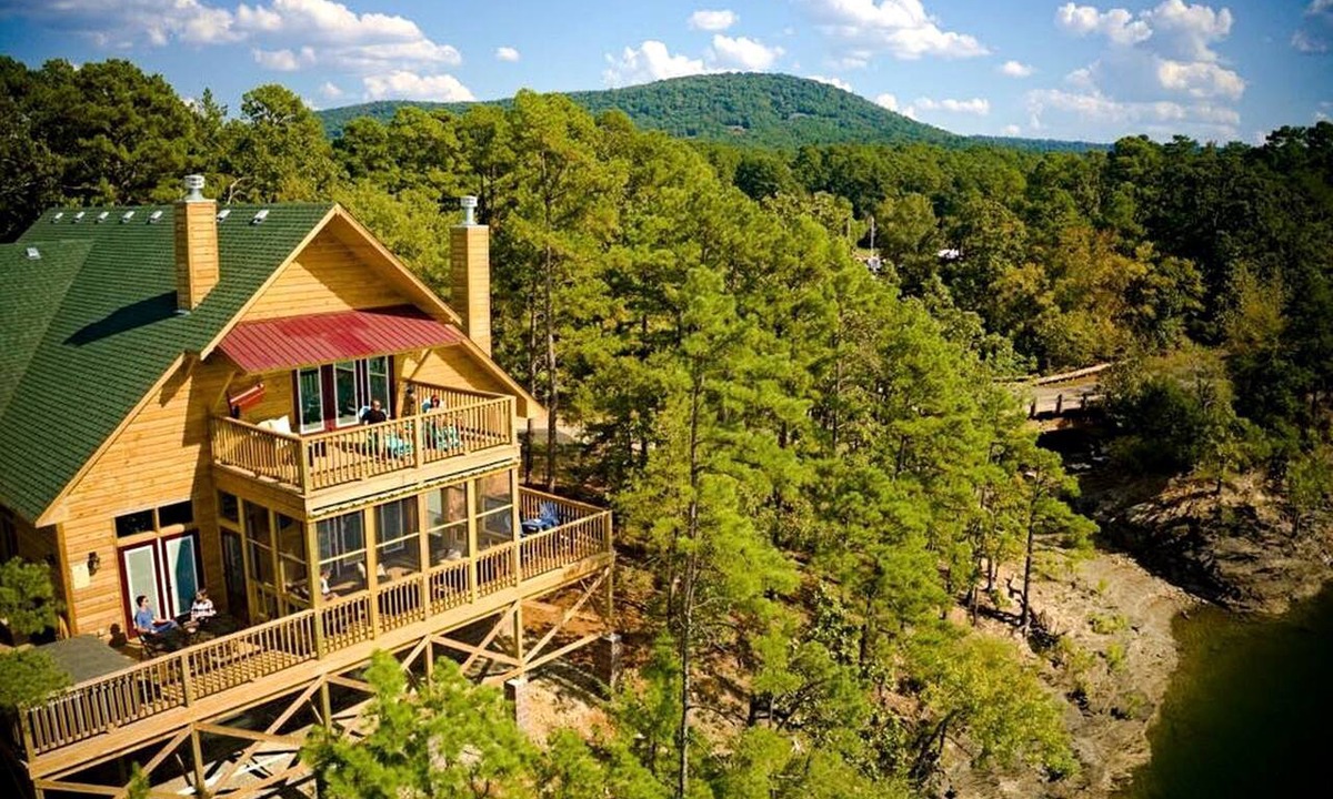 Mount Ida Cabin | Wonderful Cabin with Hot-tub and Impressive Panoramic Views in Mount Ida, Arkansas