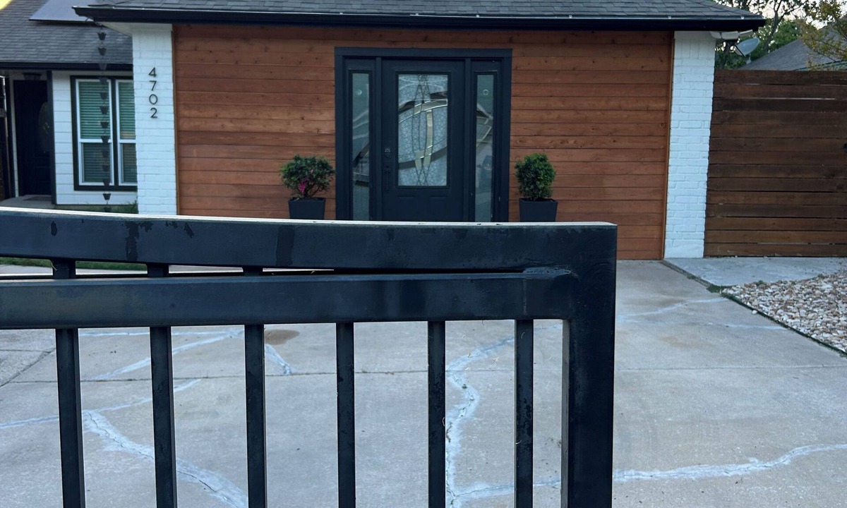 McKinney Apartment | Wonderful studio with AC in vibrant Austin neighborhood