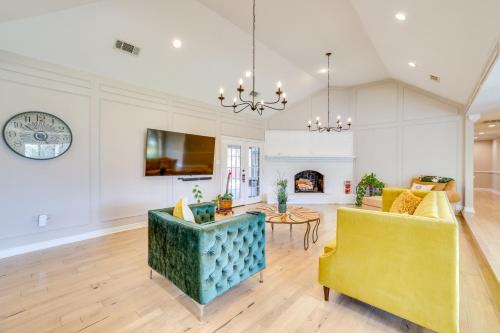 Sunnyvale Apartment | Work & Unwind, Stylish Sunnyvale Retreat!