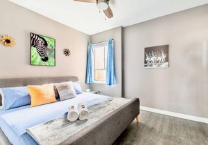 1BR Apt with King Bed & Netflix - PRIME Location!